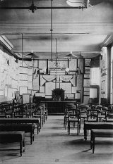 La bibliothèque du 3 place des Vosges dans les années 1890