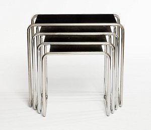 Marcel Breuer, « Tables gigognes », 1928