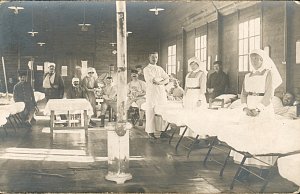 Salle de convalescence de l'hôpital canadien de Saint-Cloud